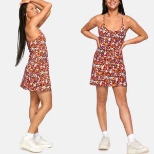 Outdoor Voices “The Exercise Dress” in Paprika Blooms 💐size S
